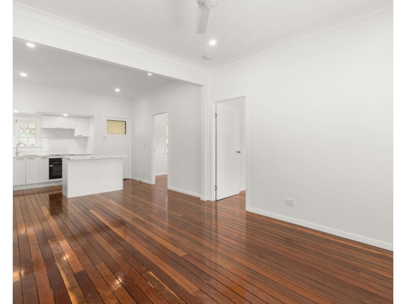 26 McGill Street, Raceview QLD 4305