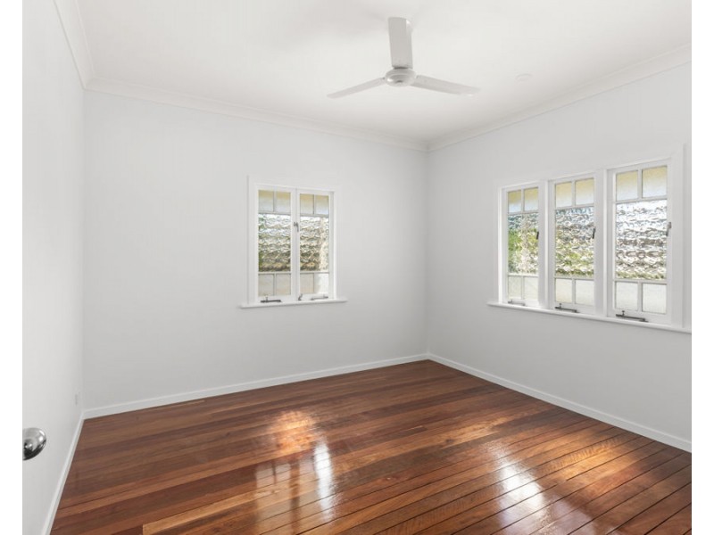 26 McGill Street, Raceview QLD 4305
