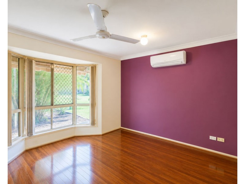 14 Oakwood Dr, Waterford West QLD 4133