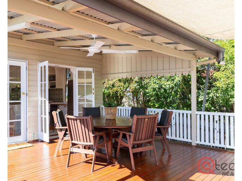 21 Walsh Street, Newtown QLD 4305