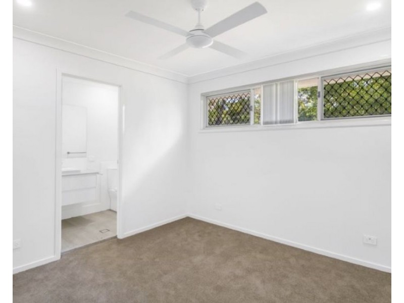 1/27 Petunia Street, Ripley QLD 4306