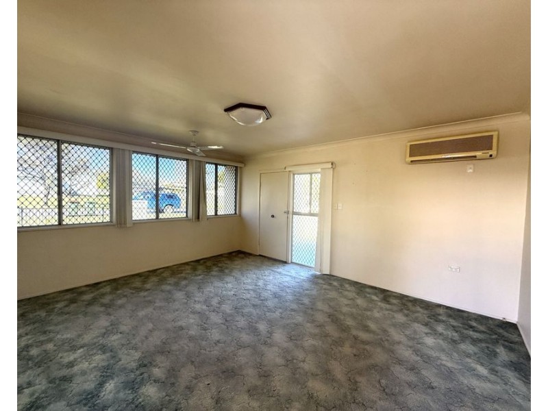 19 Jackes Street, Eastern Heights QLD 4305