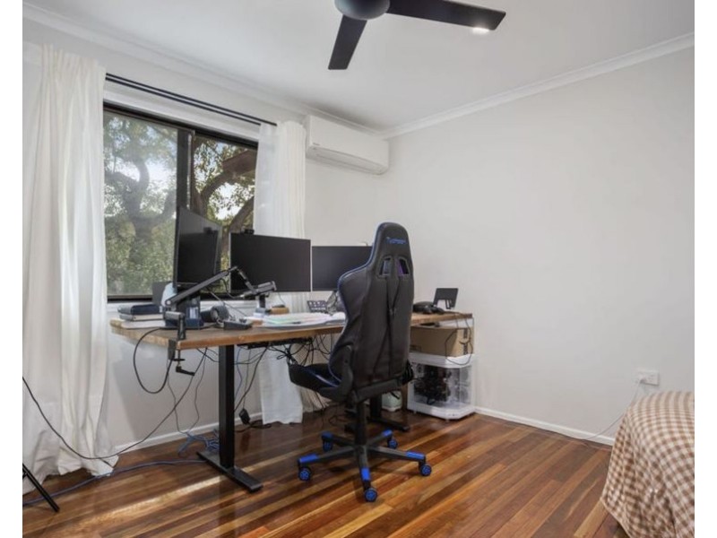23 Rumsey Drive, Raceview QLD 4305