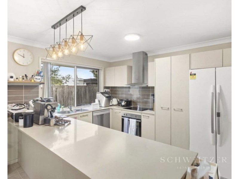 26A Walsh Street, Newtown QLD 4305