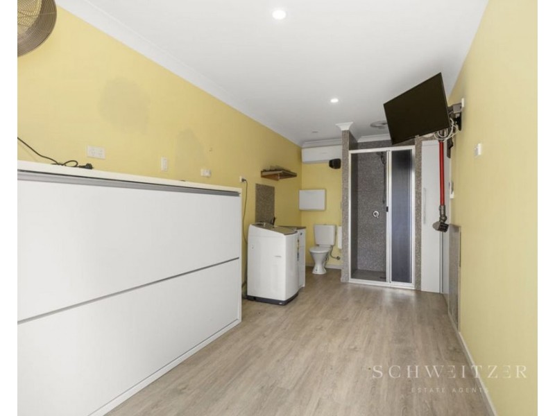 26A Walsh Street, Newtown QLD 4305