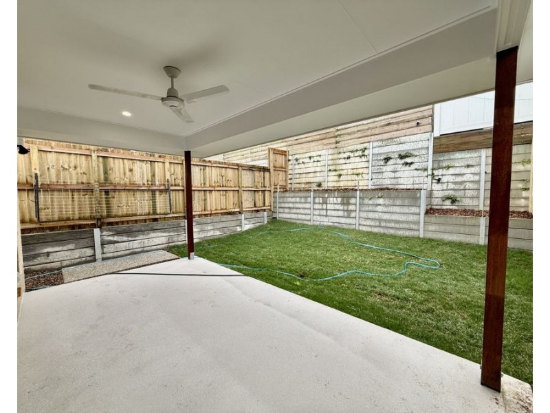 1/41 Provence Place, Greenbank QLD 4124