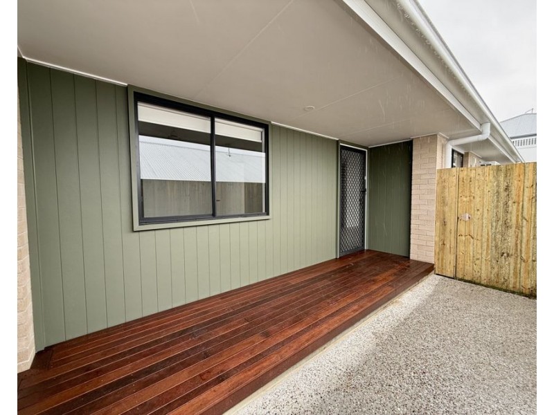 2/41 Provence Place, Greenbank QLD 4124