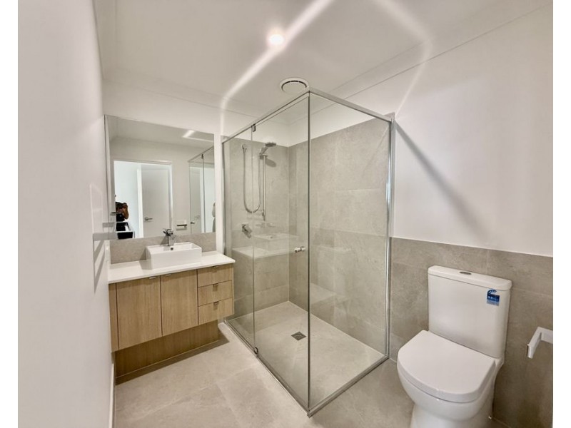 2/41 Provence Place, Greenbank QLD 4124