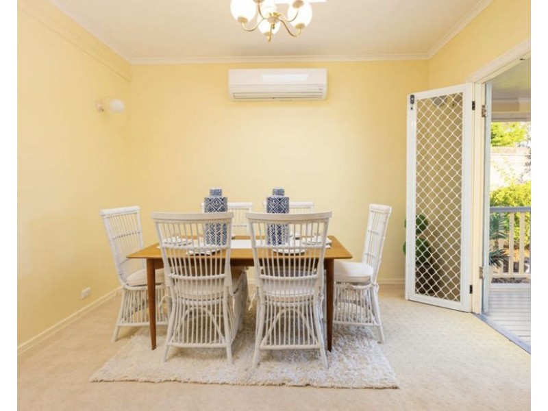 10 Chelmsford Avenue, Ipswich QLD 4305