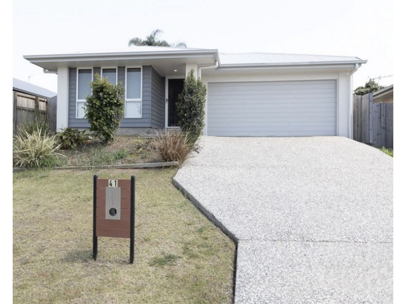 41 Wright Crescent, Flinders View QLD 4305