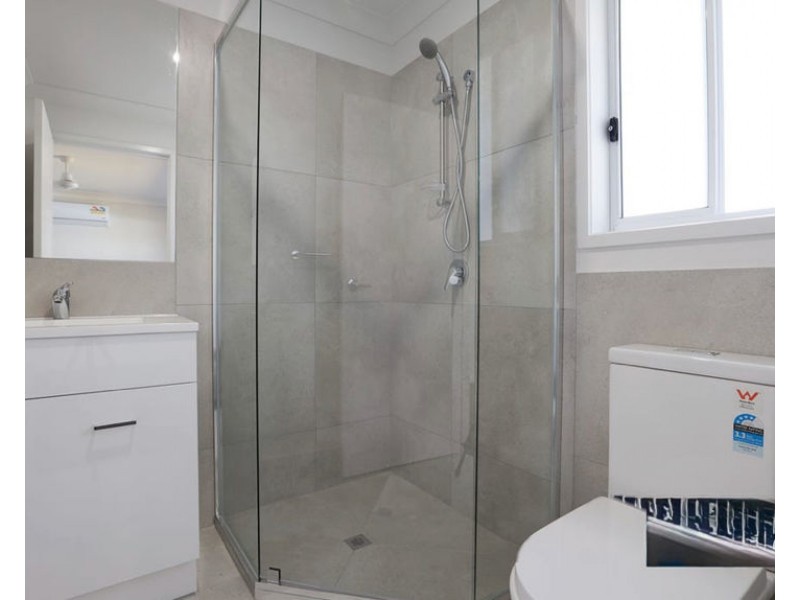 41 Wright Crescent, Flinders View QLD 4305