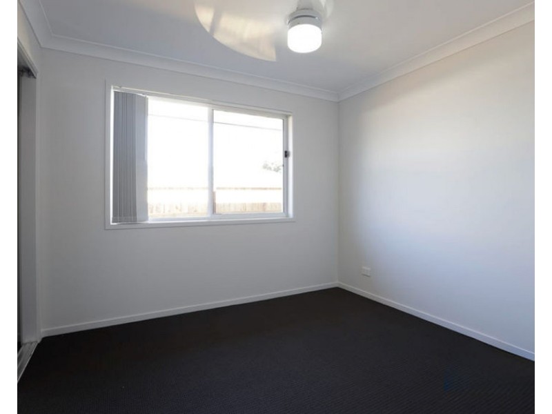 41 Wright Crescent, Flinders View QLD 4305