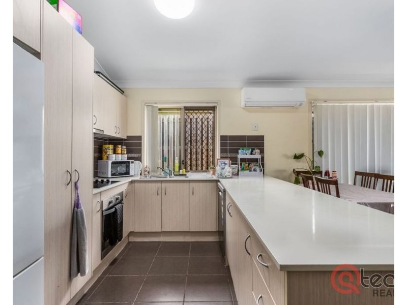 5 Staaten Street, Brassall QLD 4305
