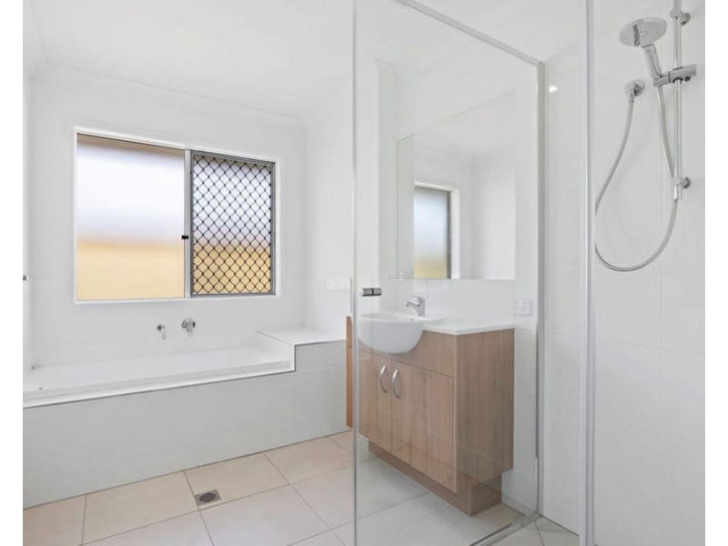 43 Harvey Way, South Ripley QLD 4306