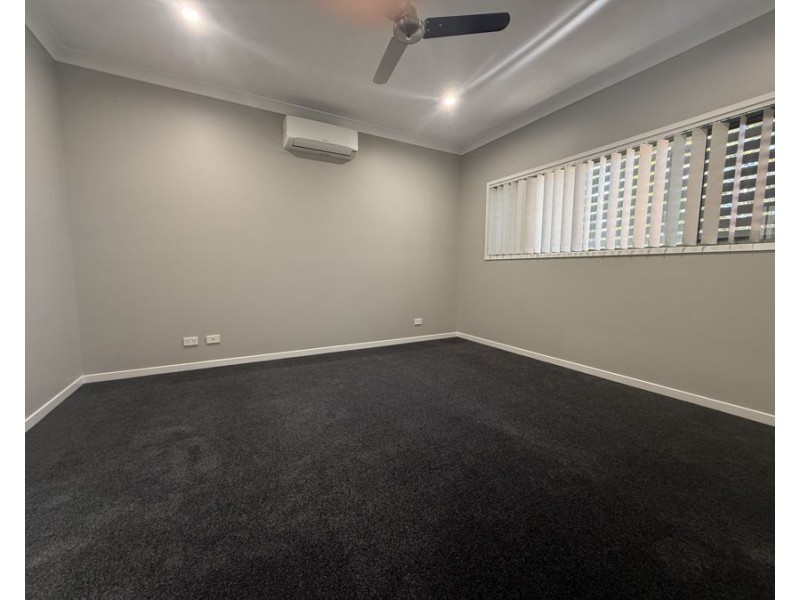 20 Possumwood Place, Flinders View QLD 4305