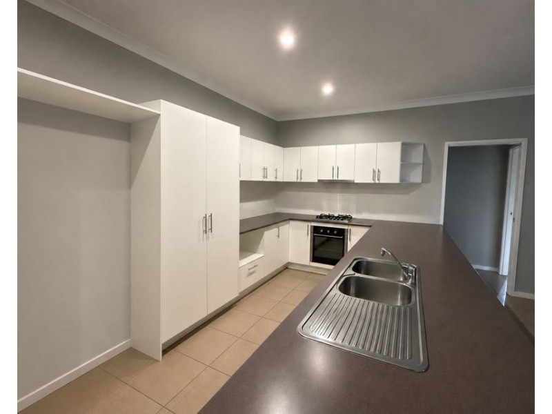 20 Possumwood Place, Flinders View QLD 4305
