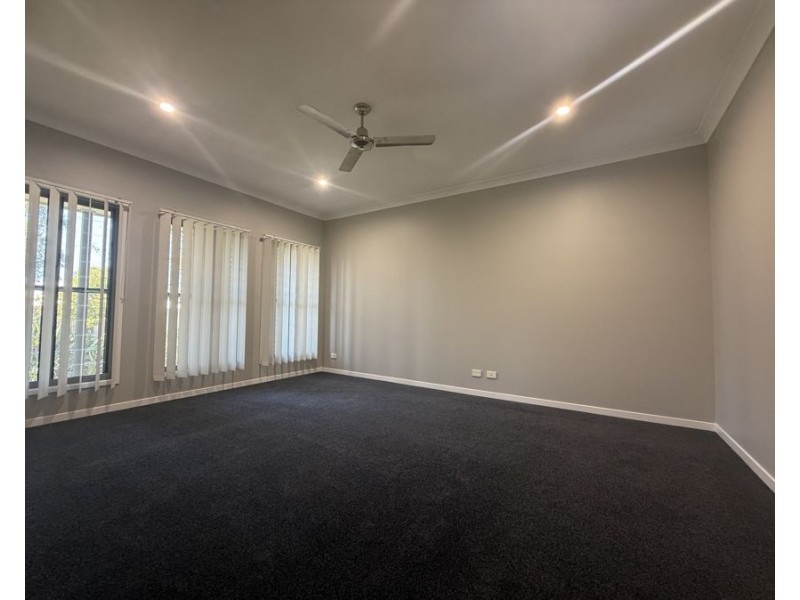 20 Possumwood Place, Flinders View QLD 4305