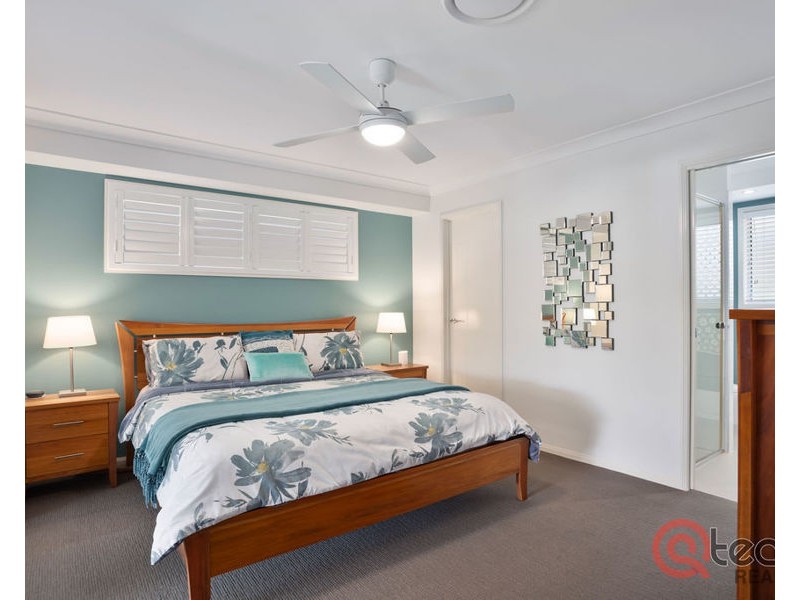 2 Sovereign Drive, Deebing Heights QLD 4306