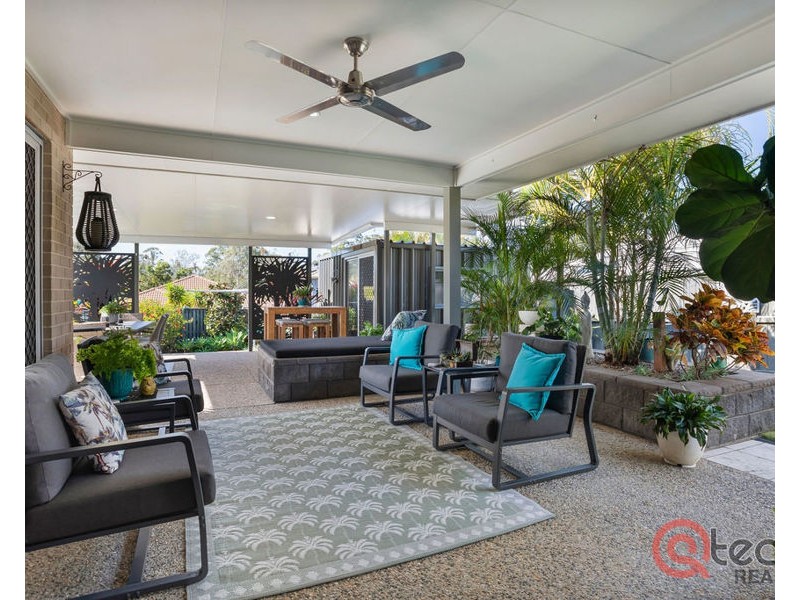 2 Sovereign Drive, Deebing Heights QLD 4306