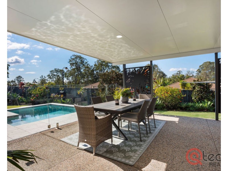 2 Sovereign Drive, Deebing Heights QLD 4306