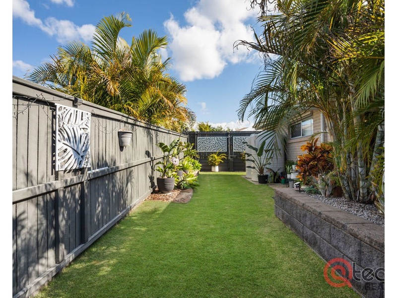 2 Sovereign Drive, Deebing Heights QLD 4306