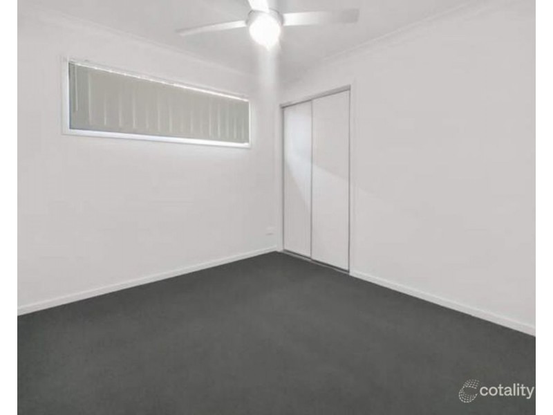1/8 Regatta Cct, Burpengary QLD 4505