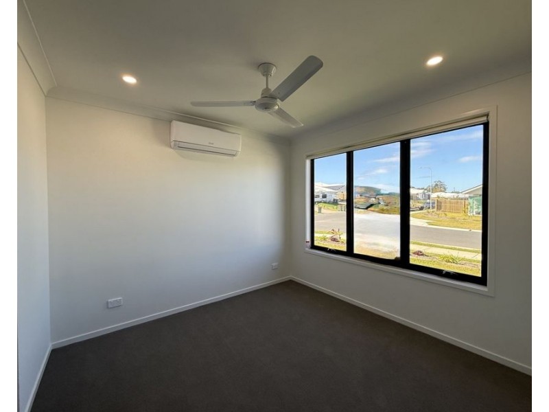 1/1 Syrah St, Logan Reserve QLD 4133