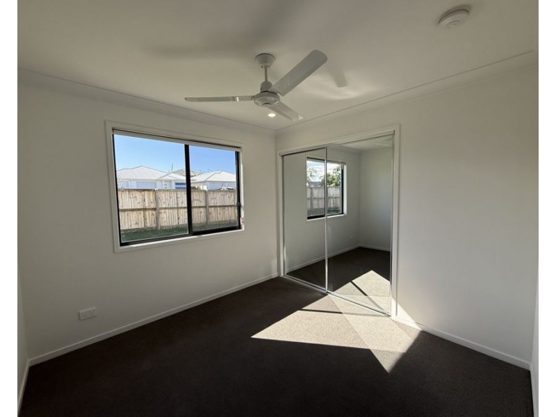 1/1 Syrah St, Logan Reserve QLD 4133