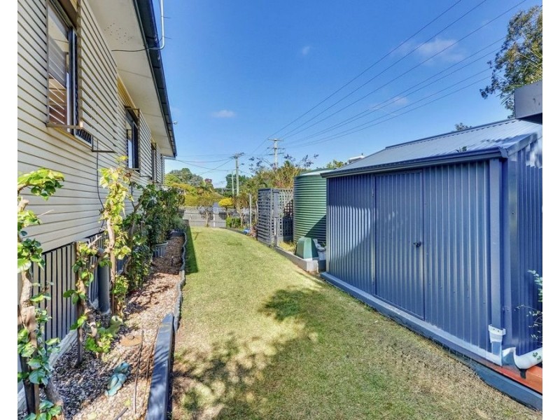 2 Christine Street, North Booval QLD 4304