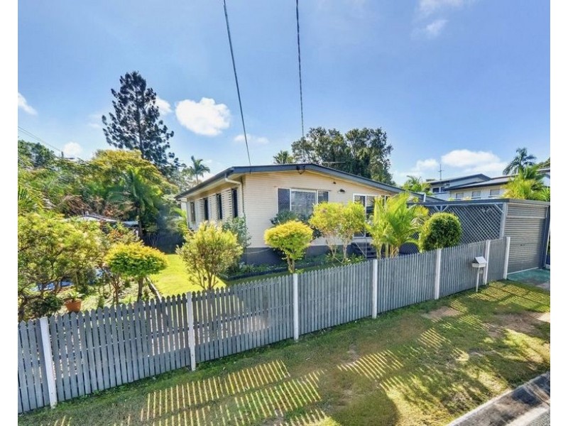 2 Christine Street, North Booval QLD 4304