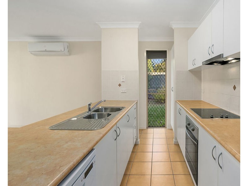 10 Wattle Crescent, Raceview QLD 4305