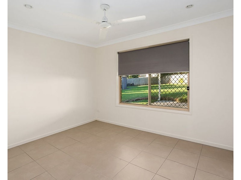 10 Wattle Crescent, Raceview QLD 4305