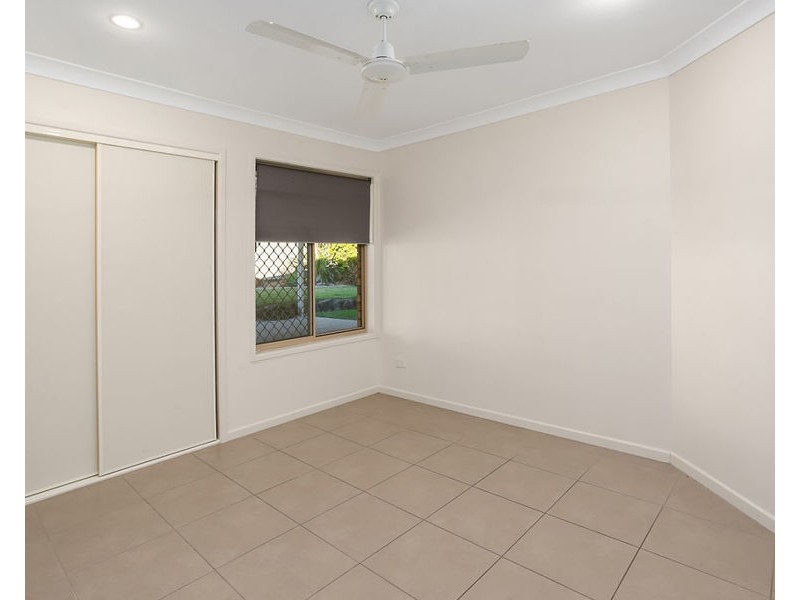 10 Wattle Crescent, Raceview QLD 4305