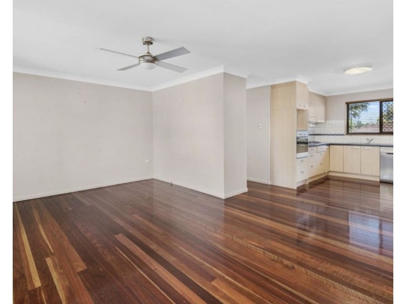 57 Wyalla St, Newtown QLD 4350