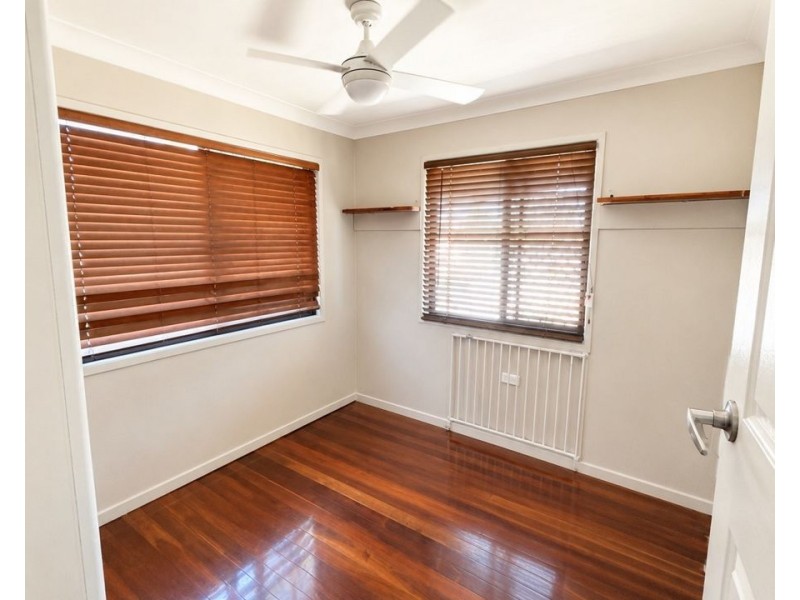 57 Wyalla St, Newtown QLD 4350