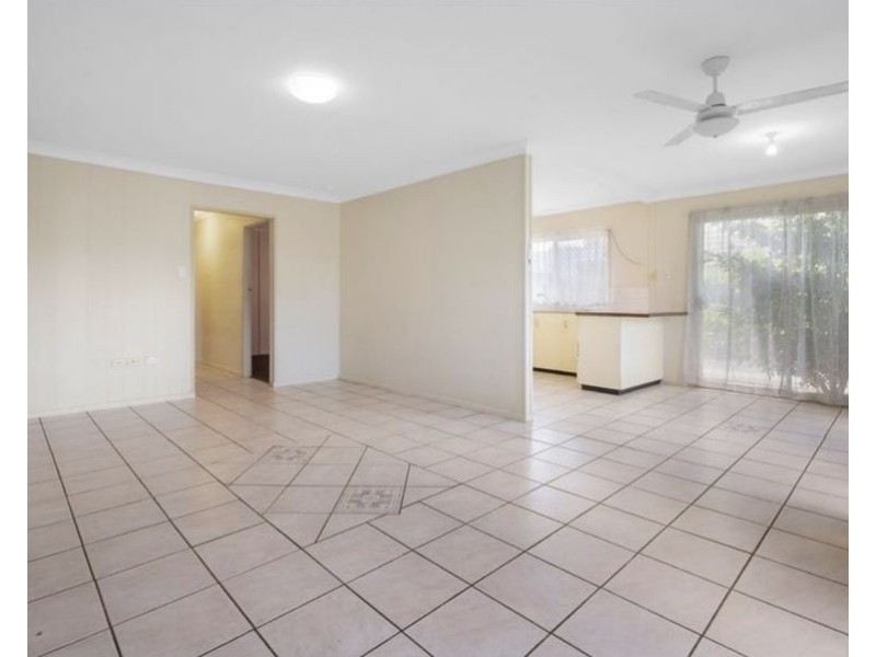 30 Edith St, Kingston QLD 4114