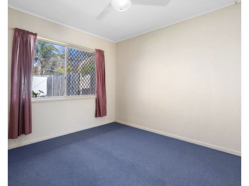 30 Edith St, Kingston QLD 4114