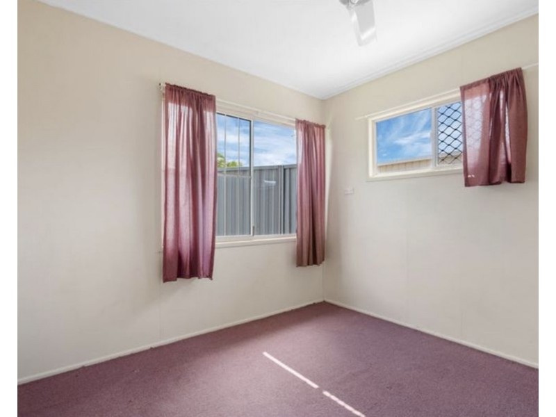 30 Edith St, Kingston QLD 4114