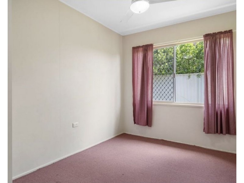 30 Edith St, Kingston QLD 4114