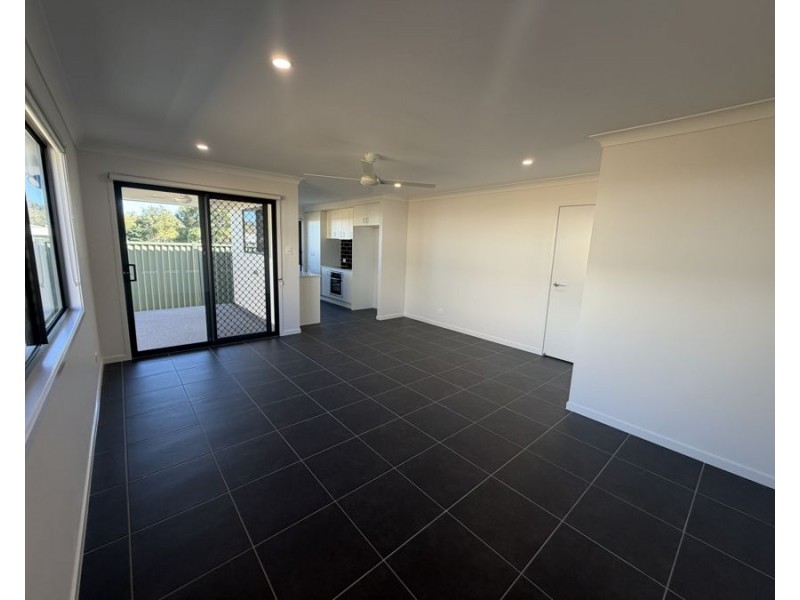 1/40 Somerville Cct, Park Ridge QLD 4125
