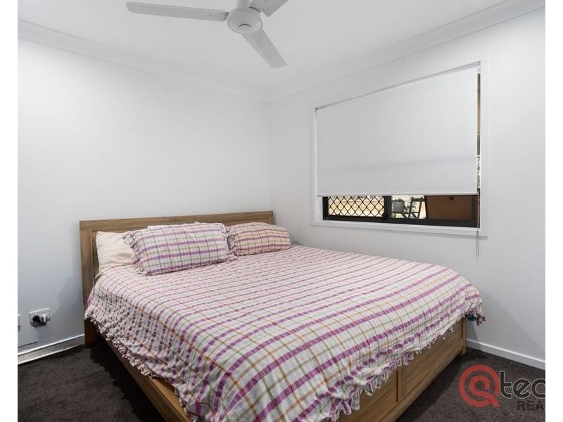 32 Harvest Road, Meringandan West QLD 4352