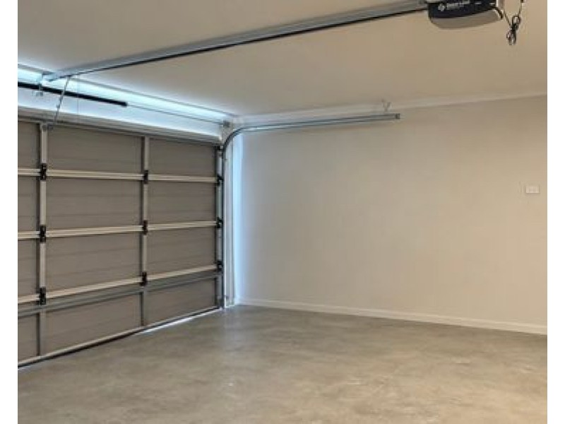 14 Hills Crescent, Redbank Plains QLD 4301