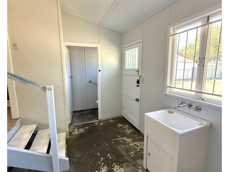 95A Brisbane Rd, Bundamba QLD 4304