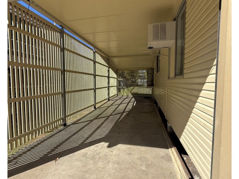 95A Brisbane Rd, Bundamba QLD 4304