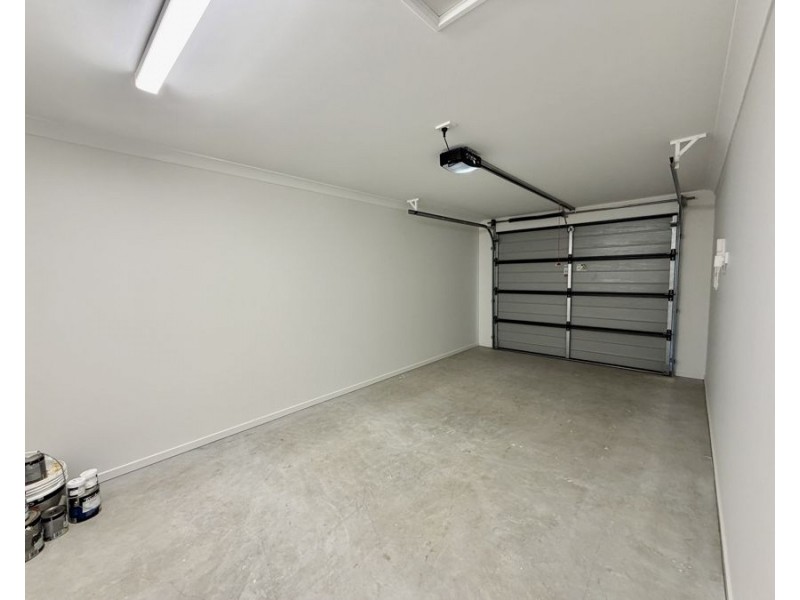1/33 Provence Place, Greenbank QLD 4124