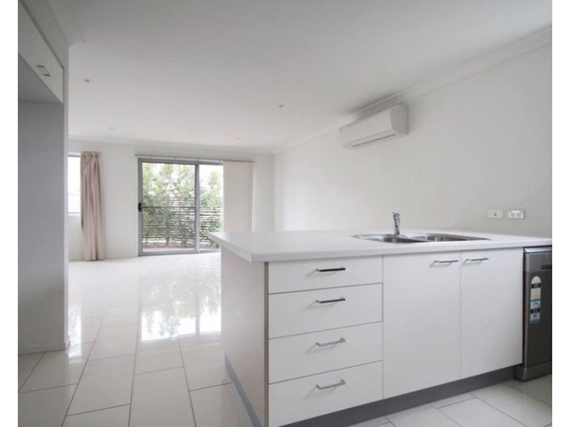 33 Tall Woods Court, Brookwater QLD 4300