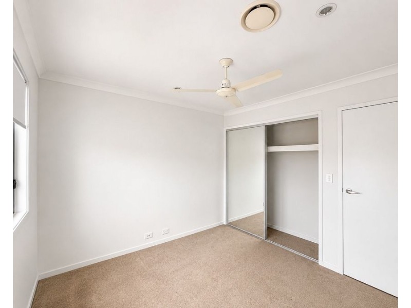 33 Tall Woods Court, Brookwater QLD 4300