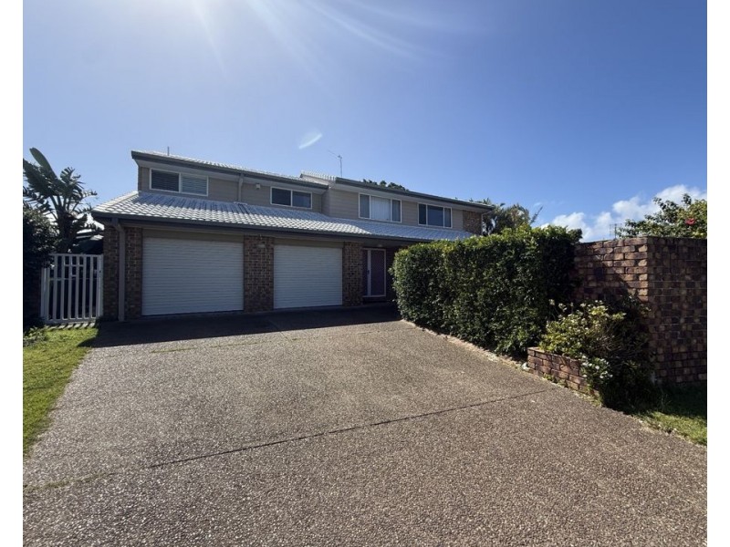13 Tradewinds Ave, Paradise Point QLD 4216