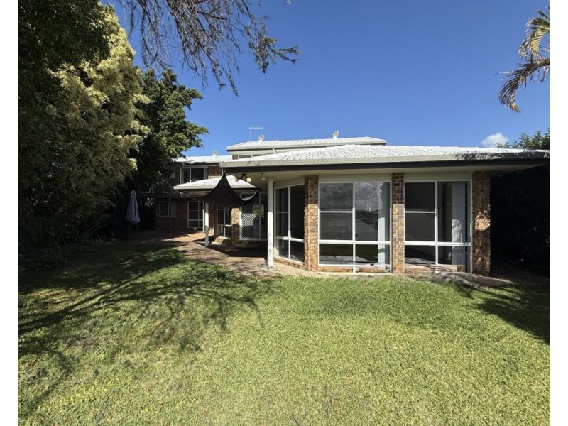 13 Tradewinds Ave, Paradise Point QLD 4216