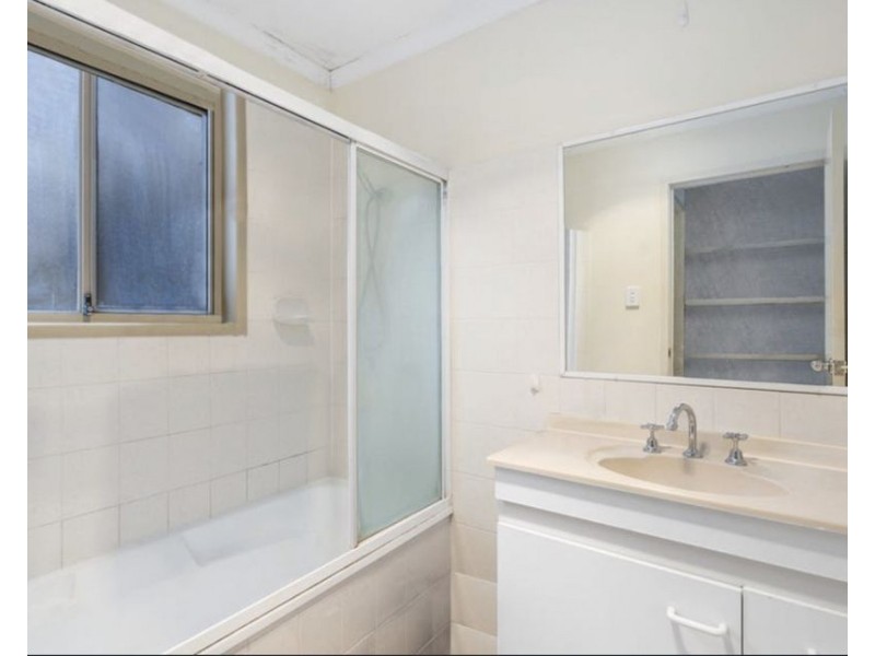 15 River Oak Dr, Helensvale QLD 4212